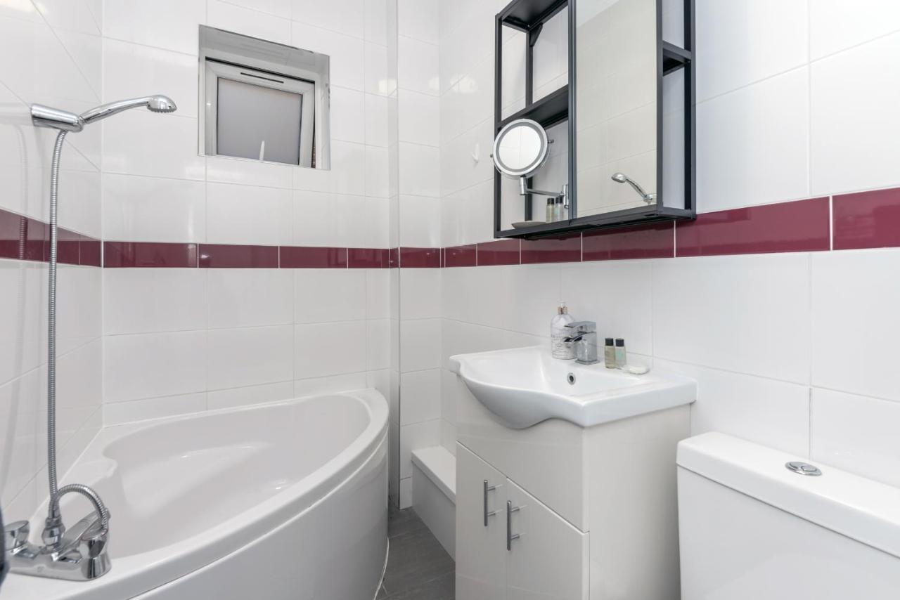 Taylor'S Apartment Wimbledon London Exterior photo